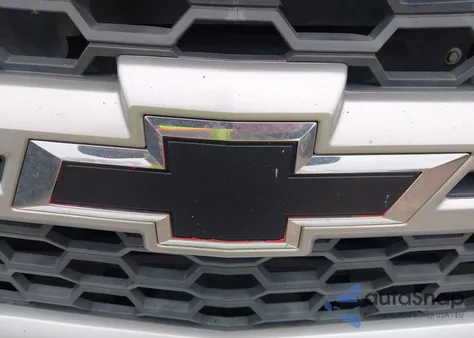 2015 Chevrolet Silverado 1500 1Lt from USA, damaged, VIN 1GCRCREH7FZ265424